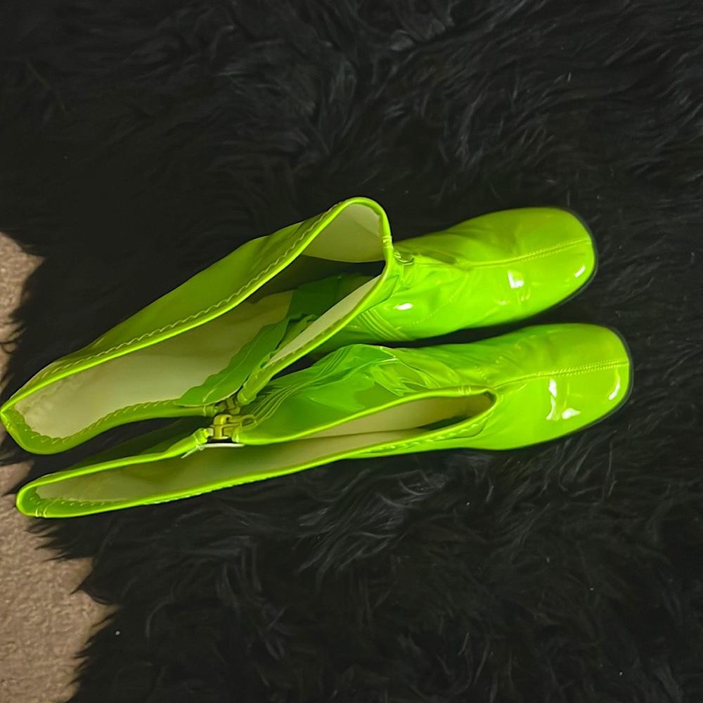 Neon Green Calf-length Patent Leather Go-Go Boots Size 10